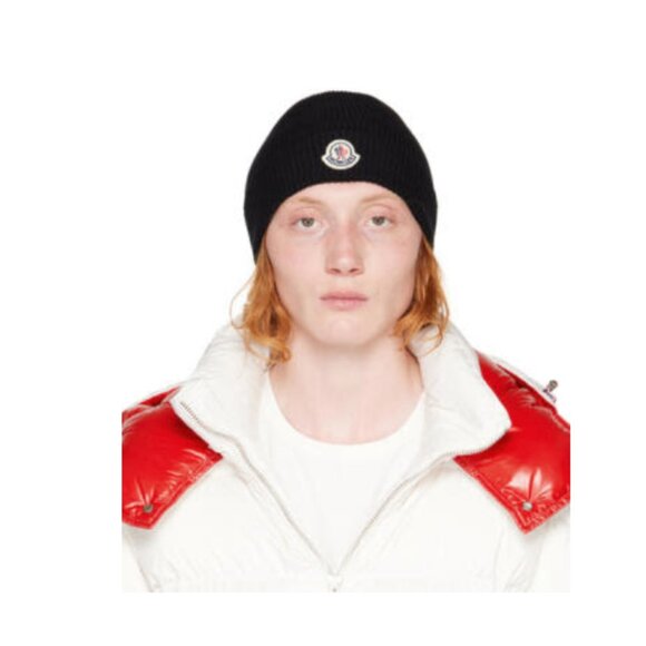 Moncler Black Wool Beanie - Picture 6 of 7